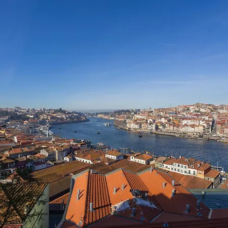 Local 167 - Oporto View House