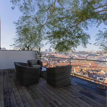 Local 167 - Oporto View House * فيلا نوفا دي غايا