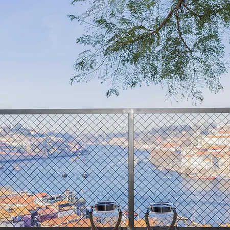 Local 167 - Oporto View House بيت للعطل فيلا نوفا دي غايا