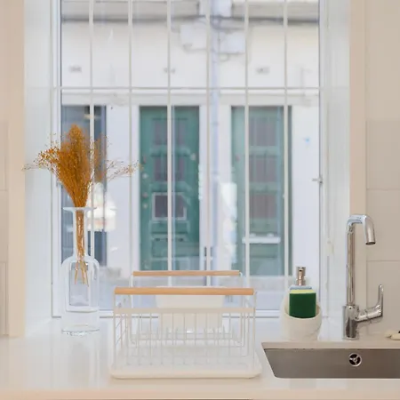 Local 167 - Oporto View House بيت للعطل