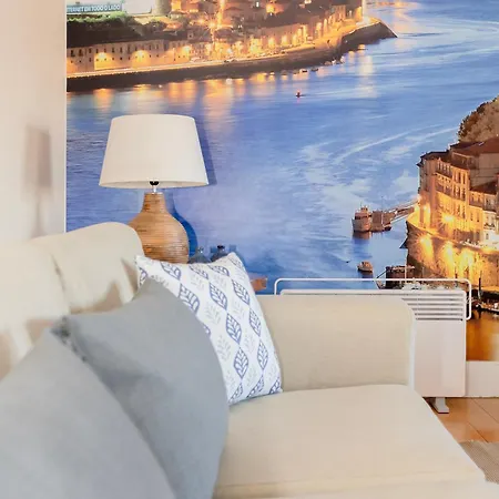 Local 167 - Oporto View House فيلا نوفا دي غايا