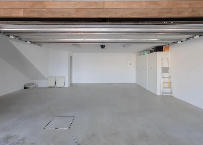 Local 167 - Oporto View House *