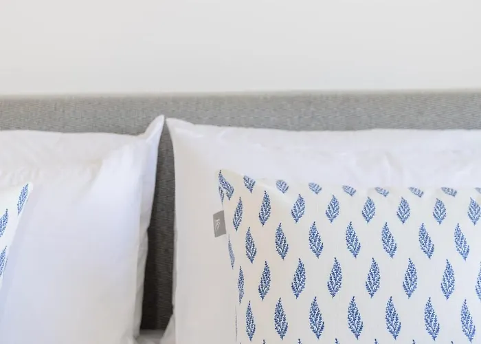 Local 167 - Oporto View House 度假居