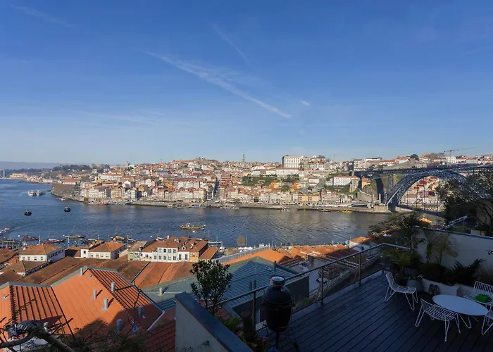 بيت للعطل Local 167 - Oporto View House فيلا نوفا دي غايا