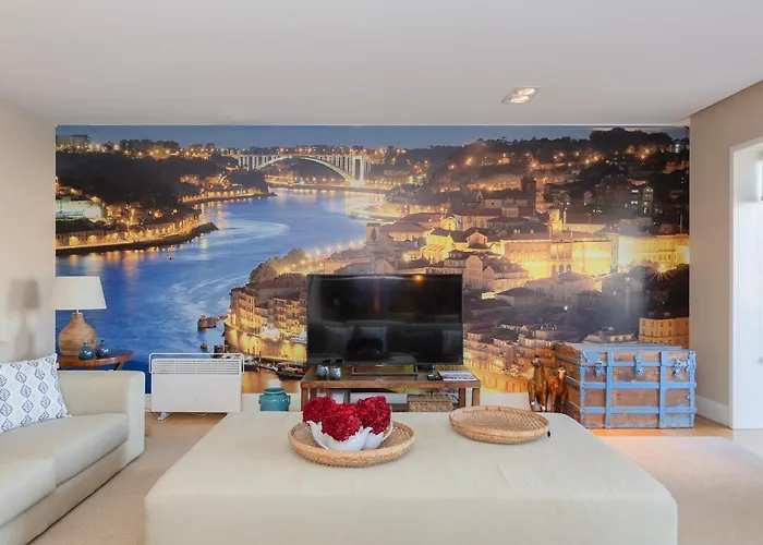 Local 167 - Oporto View House بيت للعطل